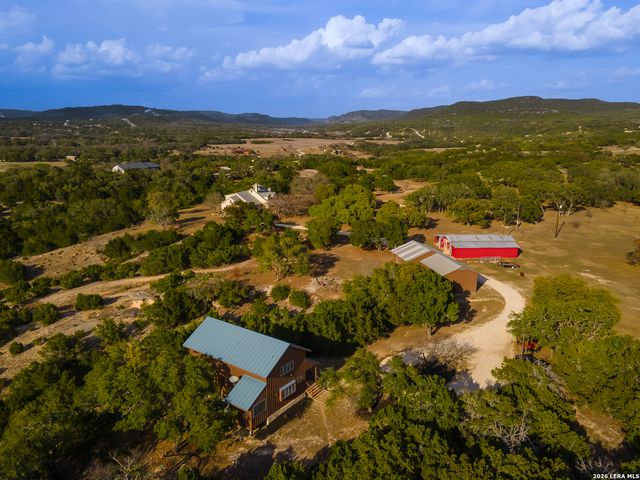 597 Krause, Pipe Creek, TX 78063