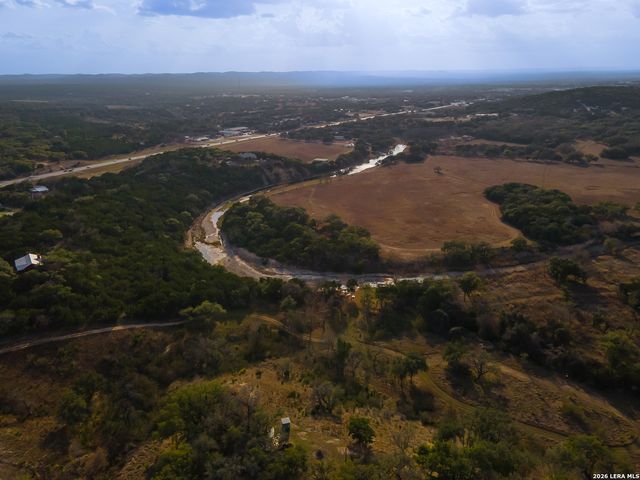 597 Krause, Pipe Creek, TX 78063