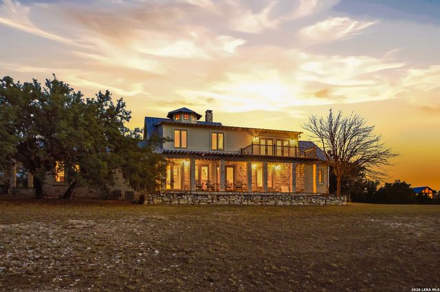 597 Krause, Pipe Creek, TX 78063