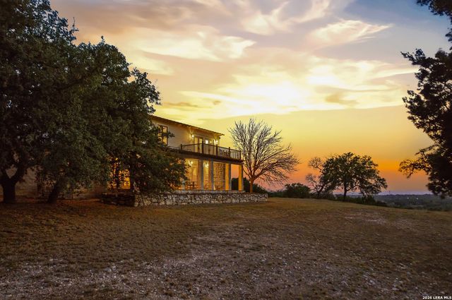 597 Krause, Pipe Creek, TX 78063