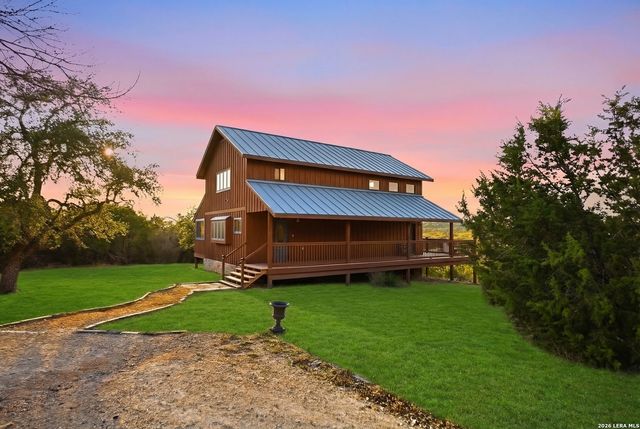 597 Krause, Pipe Creek, TX 78063