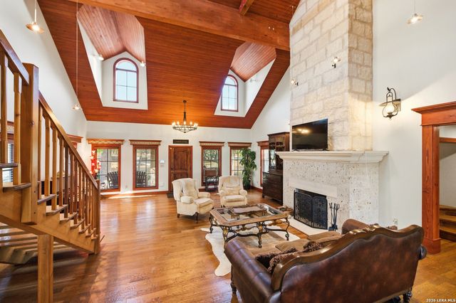 597 Krause, Pipe Creek, TX 78063