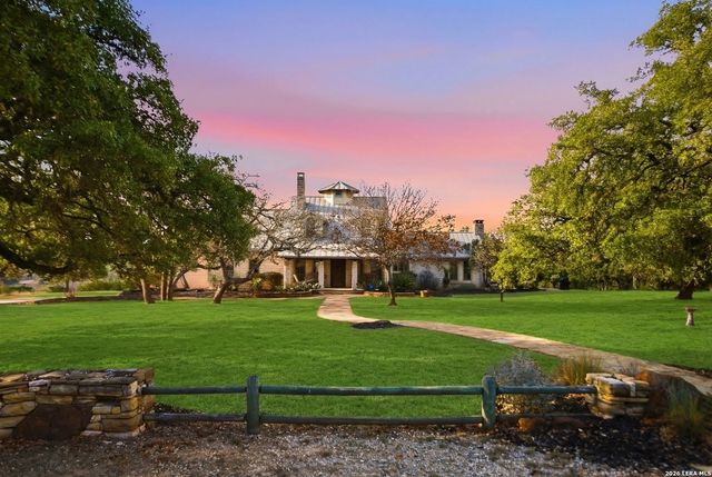 597 Krause, Pipe Creek, TX 78063