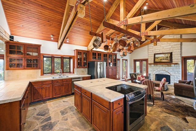 597 Krause, Pipe Creek, TX 78063