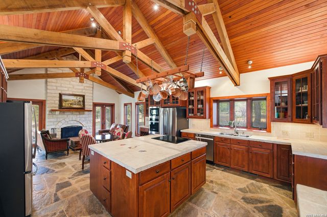 597 Krause, Pipe Creek, TX 78063