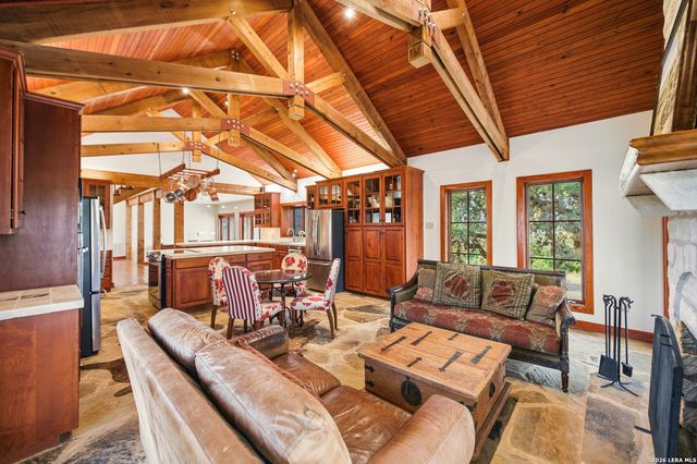 597 Krause, Pipe Creek, TX 78063