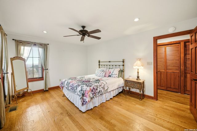 597 Krause, Pipe Creek, TX 78063