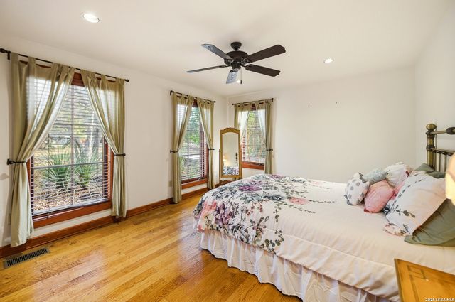 597 Krause, Pipe Creek, TX 78063