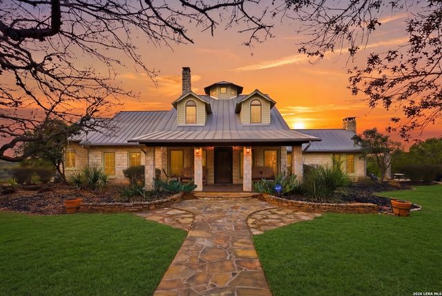 597 Krause, Pipe Creek, TX 78063