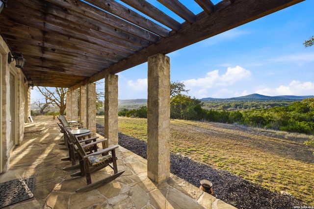 597 Krause, Pipe Creek, TX 78063