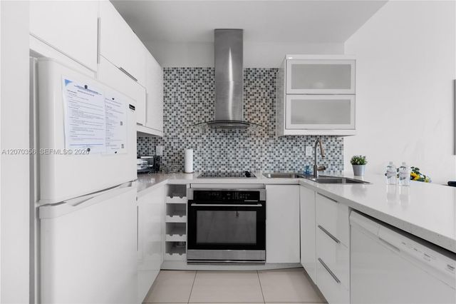 5445 Collins Avenue TS11, Miami Beach, FL 33140