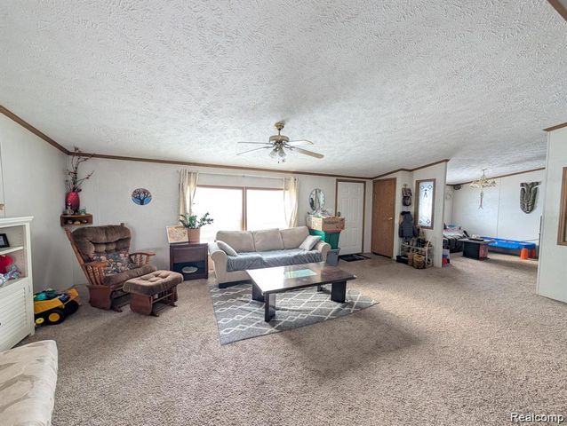 7 Brookfield, Swartz Creek, MI 48473