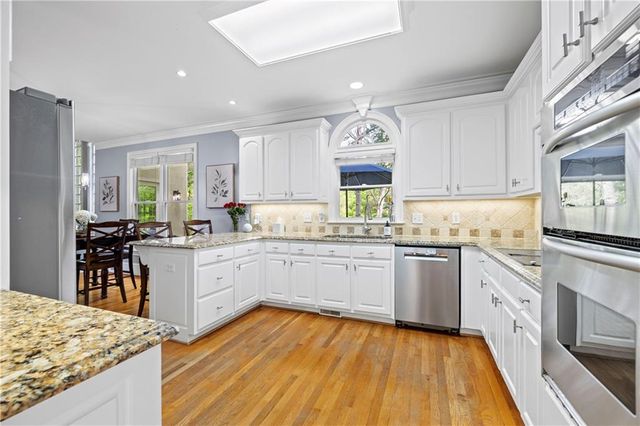 5350 Dunwoody Club Creek, Peachtree Corners, GA 30360