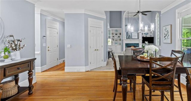 5350 Dunwoody Club Creek, Peachtree Corners, GA 30360