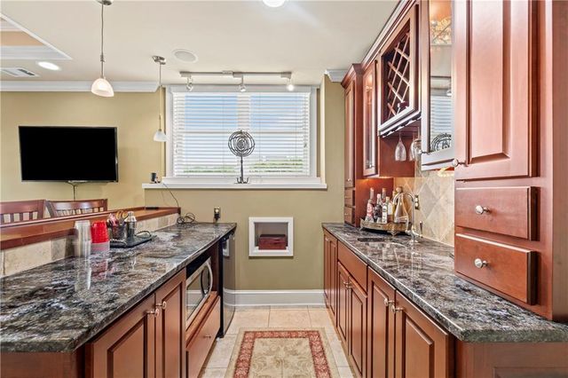 5350 Dunwoody Club Creek, Peachtree Corners, GA 30360