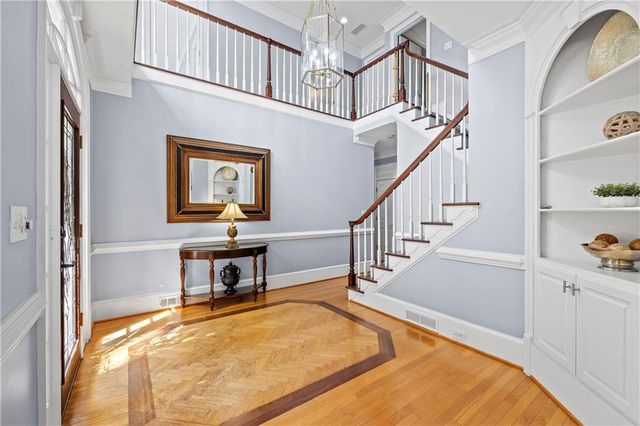 5350 Dunwoody Club Creek, Peachtree Corners, GA 30360