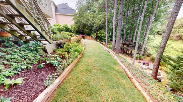 5350 Dunwoody Club Creek, Peachtree Corners, GA 30360