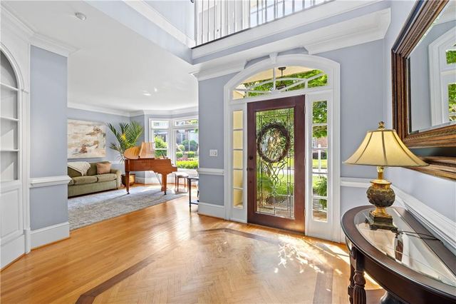 5350 Dunwoody Club Creek, Peachtree Corners, GA 30360