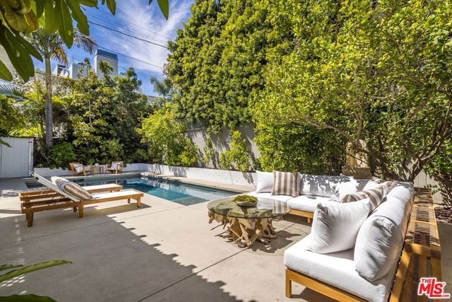 1601 N Curson Avenue, Los Angeles, CA 90046