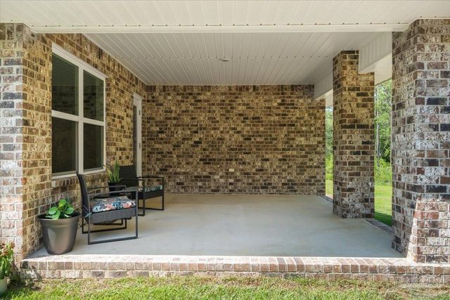 6712 Anchors Aweigh Ln, Pensacola, FL 32526