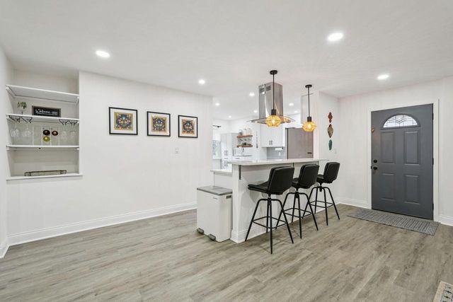 6666 N 91st STREET, Milwaukee, WI 53224