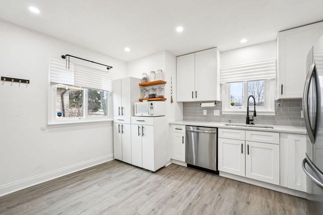 6666 N 91st STREET, Milwaukee, WI 53224