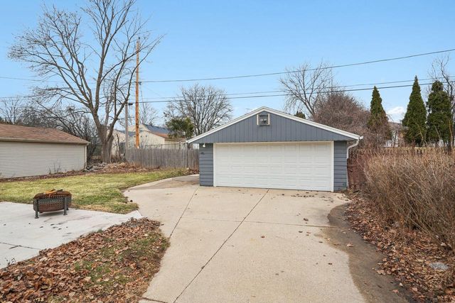 6666 N 91st STREET, Milwaukee, WI 53224