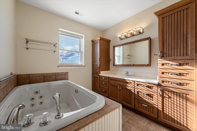 110 WELBOURNE LN, Gore, VA 22637