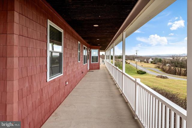 110 WELBOURNE LN, Gore, VA 22637