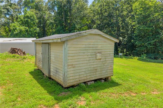 952 STEPHENS Drive, Westminster, SC 29693