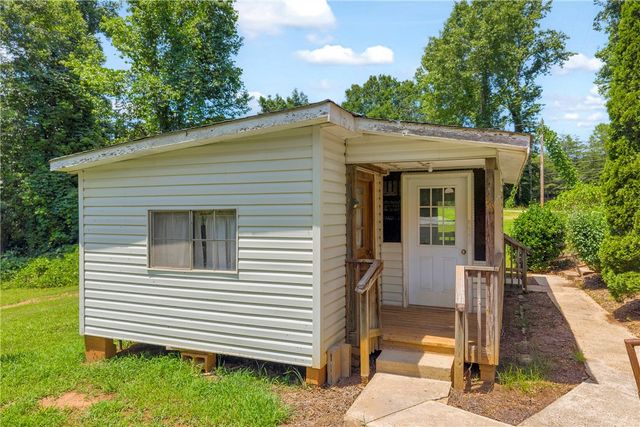 952 STEPHENS Drive, Westminster, SC 29693