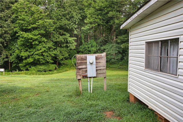 952 STEPHENS Drive, Westminster, SC 29693