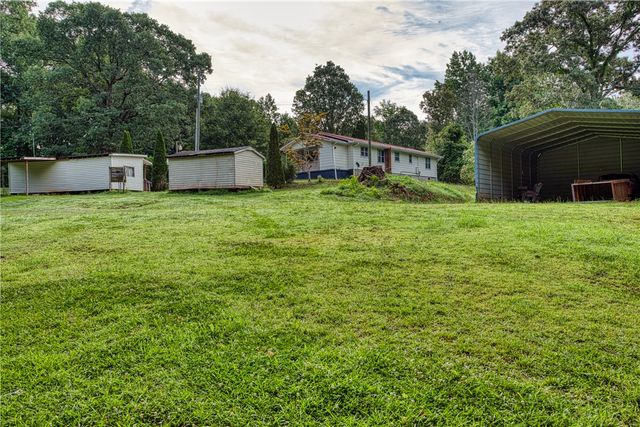 952 STEPHENS Drive, Westminster, SC 29693