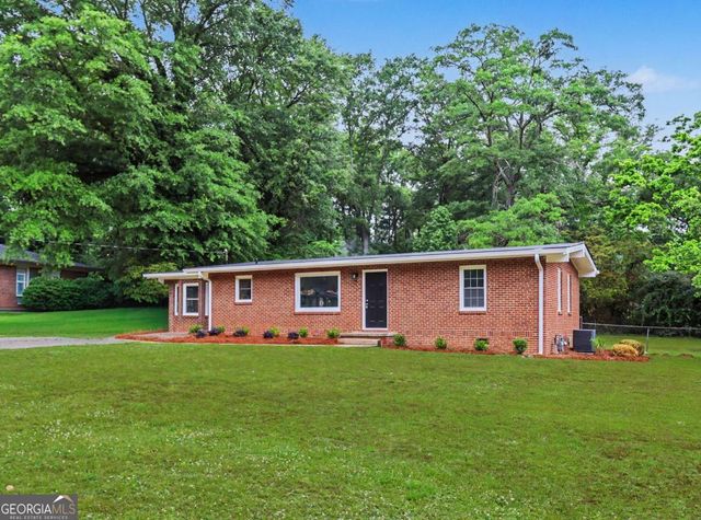 420 Georgia Avenue, Fayetteville, GA 30214