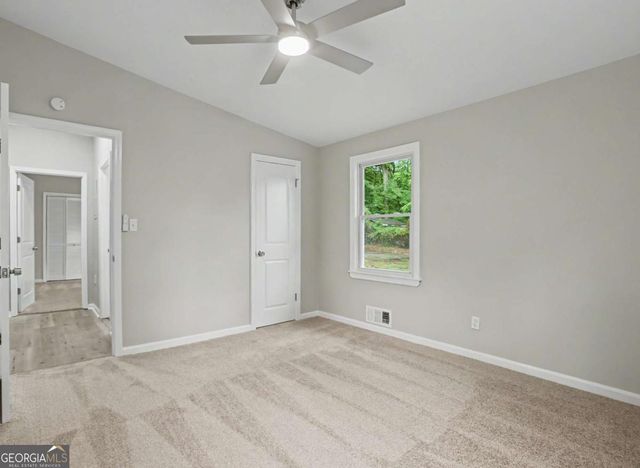 420 Georgia Avenue, Fayetteville, GA 30214