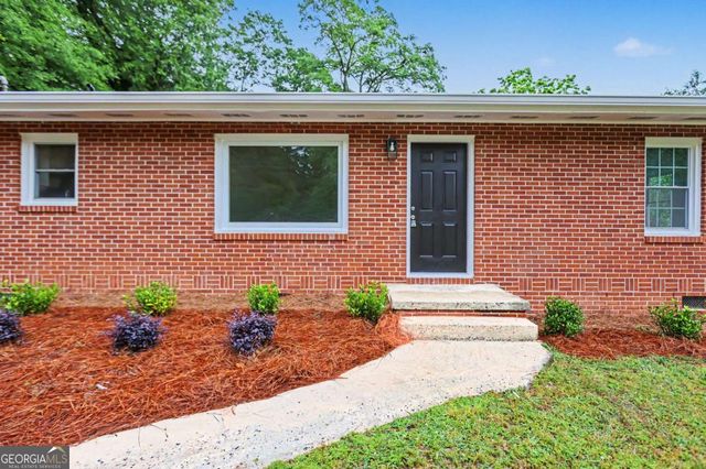 420 Georgia Avenue, Fayetteville, GA 30214