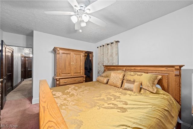 3569 Warren Road, Cleveland, OH 44111