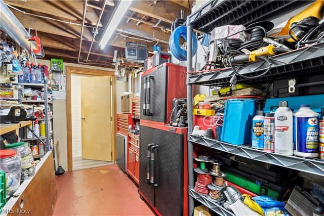 3569 Warren Road, Cleveland, OH 44111