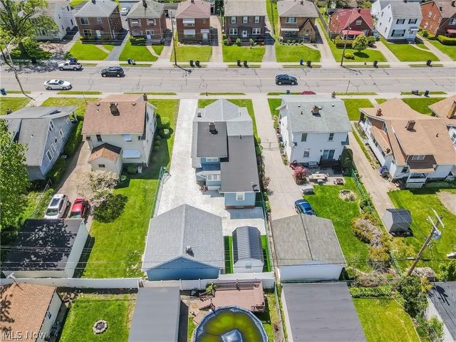 3569 Warren Road, Cleveland, OH 44111