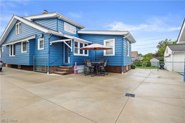 3569 Warren Road, Cleveland, OH 44111