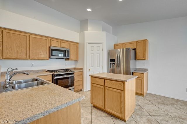 6924 Hazelnut Garden Street, Las Vegas, NV 89131