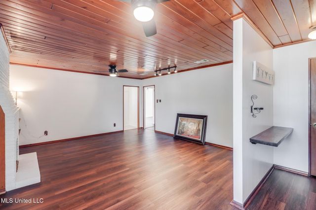 224 Querens Avenue, Biloxi, MS 39530