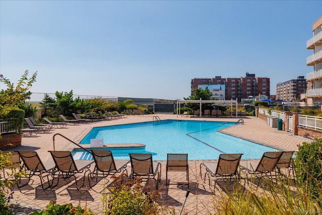 830 Shore Road 1G, Long Beach, NY 11561