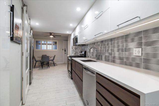 830 Shore Road 1G, Long Beach, NY 11561