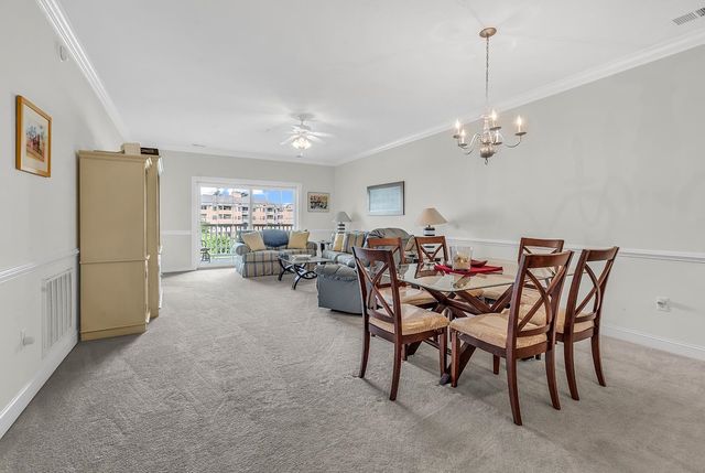 4829 Luster Leaf Cir Apt 303, Myrtle Beach, SC 29577