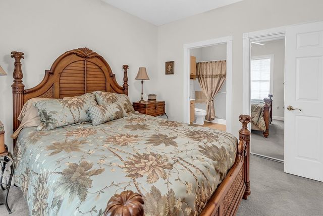 4829 Luster Leaf Cir Apt 303, Myrtle Beach, SC 29577