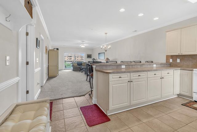 4829 Luster Leaf Cir Apt 303, Myrtle Beach, SC 29577