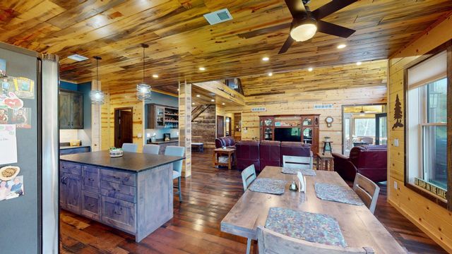 7523 Nelson Road, Crane Lake, MN 55725