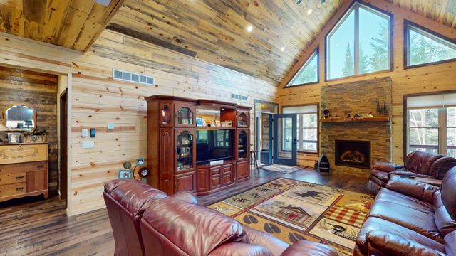 7523 Nelson Road, Crane Lake, MN 55725