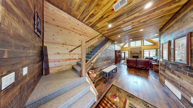 7523 Nelson Road, Crane Lake, MN 55725